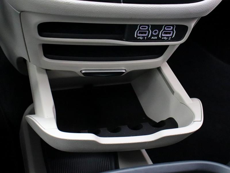 chrysler Pacifica 2021 - 25