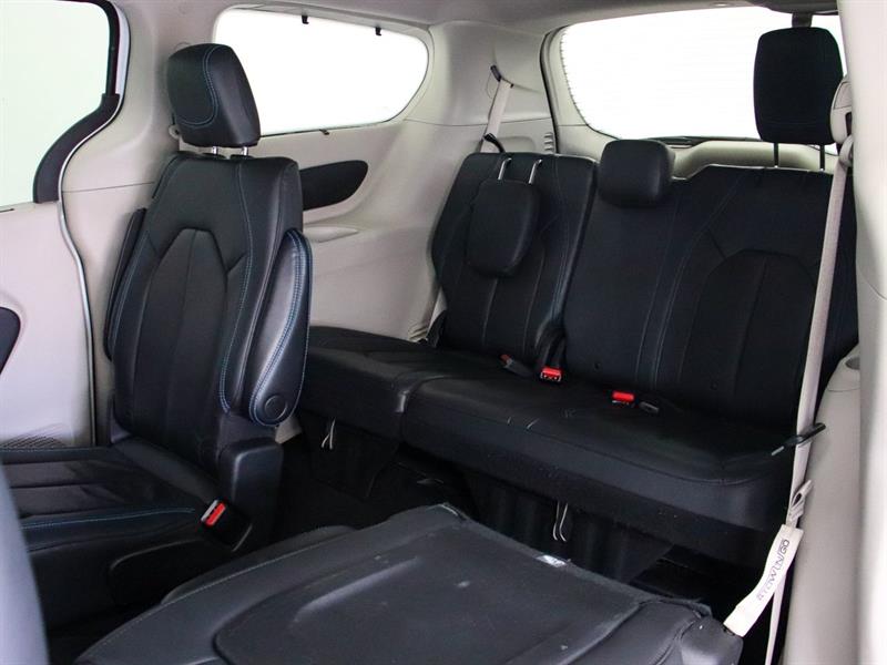 chrysler Pacifica 2021 - 31