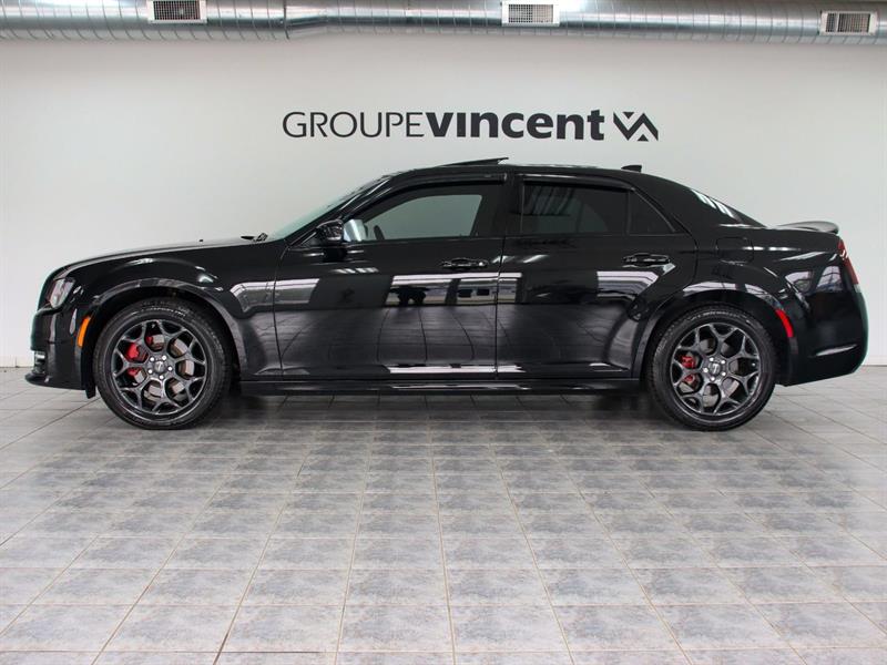 chrysler 300 2022 - 4