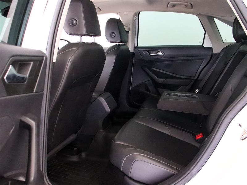 volkswagen Jetta 2019 - 24
