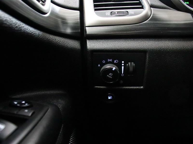 jeep Grand Cherokee 2020 - 16