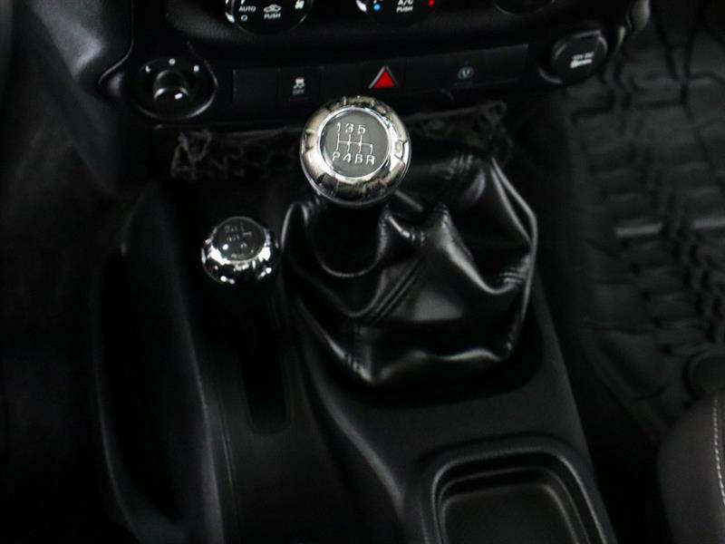 jeep Wrangler 2016 - 23