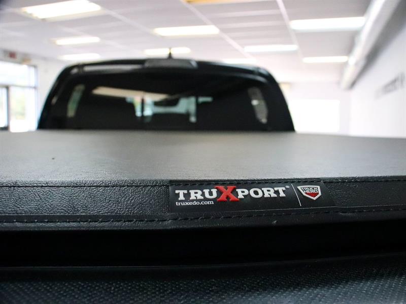 toyota Tacoma 2019 - 13
