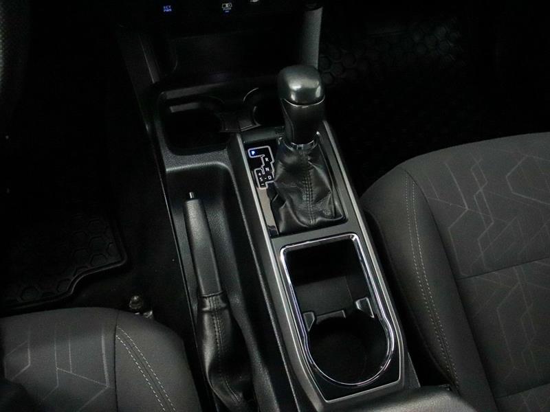 toyota Tacoma 2019 - 27