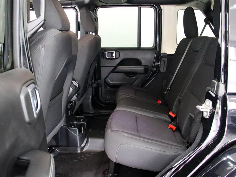 jeep Wrangler 2021 - 26
