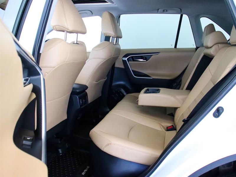 toyota RAV4 2019 - 26