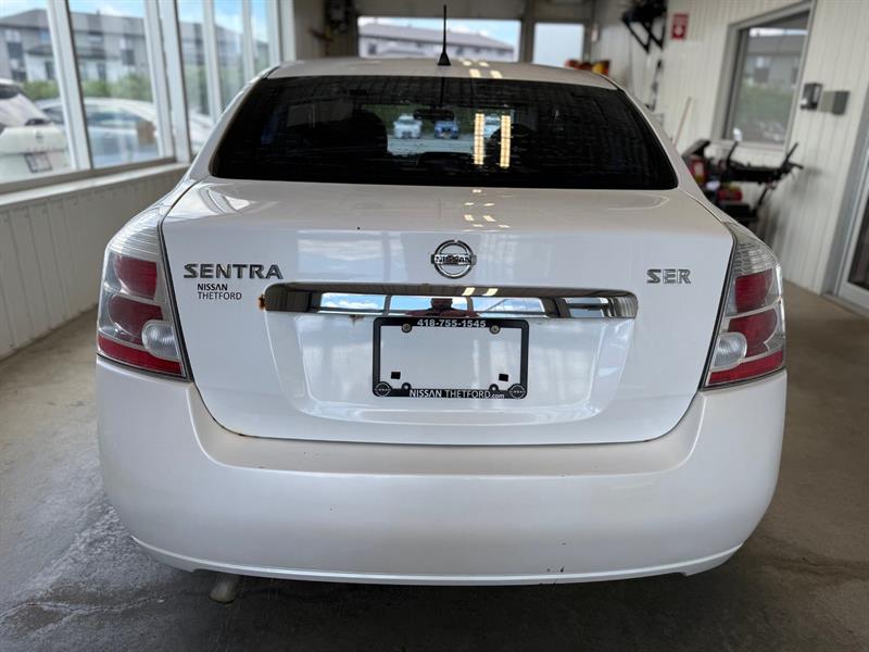 Nissan Sentra 5
