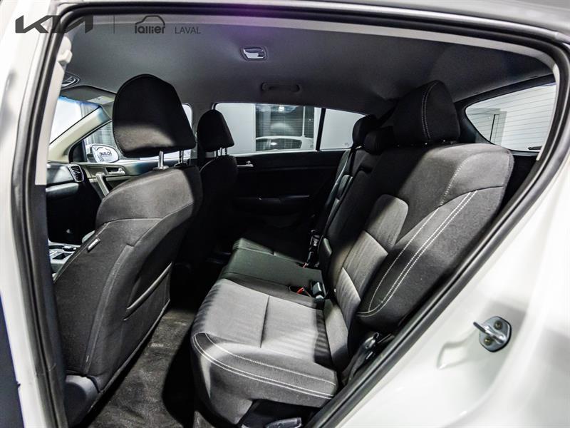 2020 Kia Sportage - Image 25