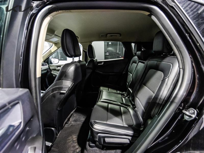 2020 Ford Escape - Image 15