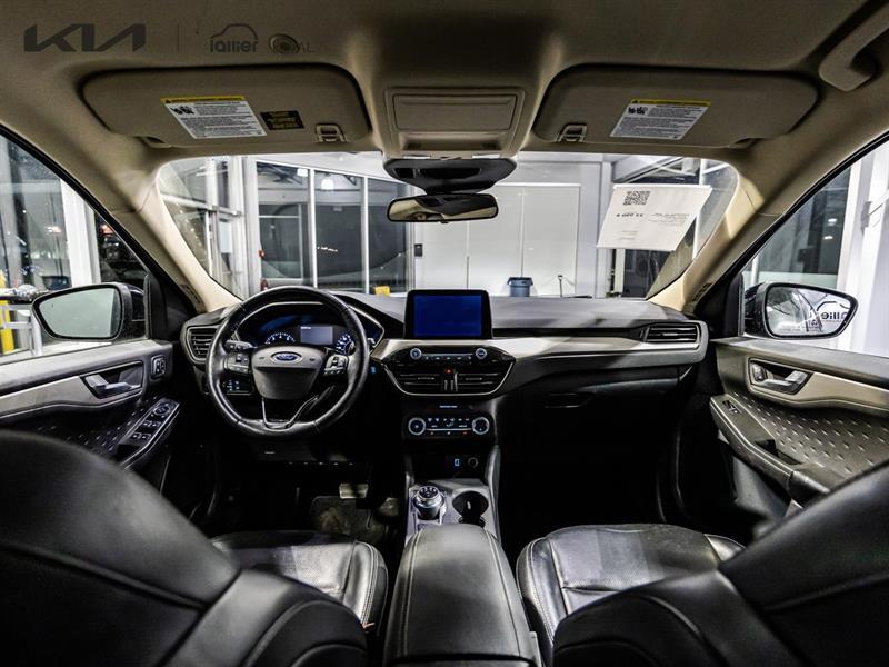 2020 Ford Escape - Image 16