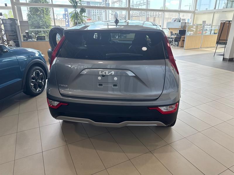 2025 Kia Niro - Image 4
