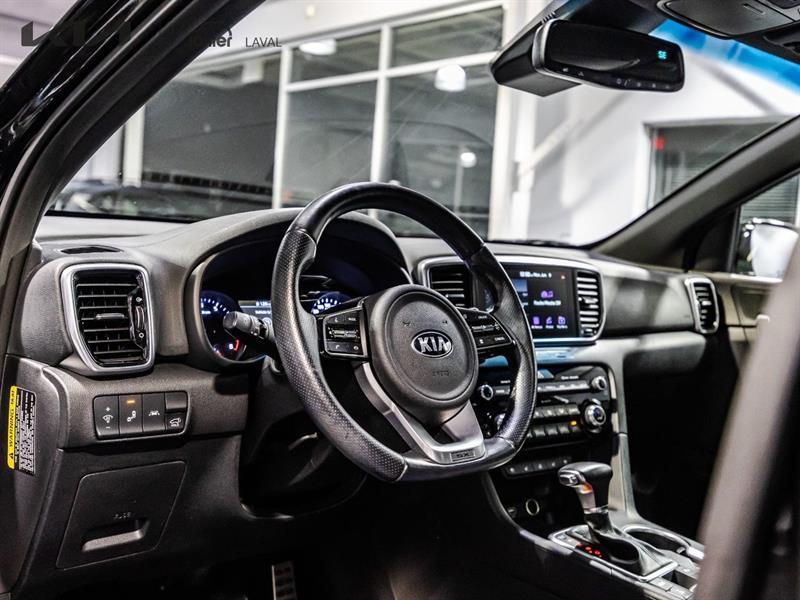 2022 Kia Sportage - Image 16