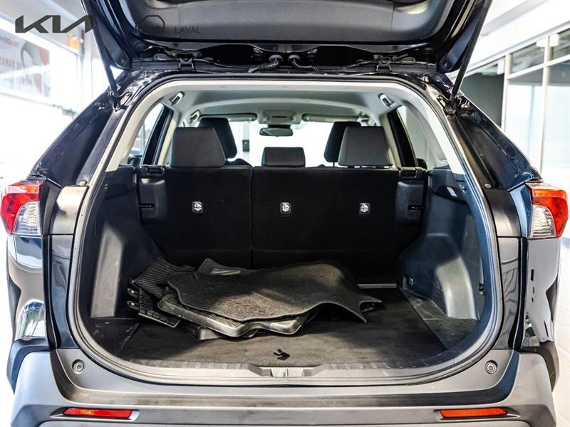 2020 Toyota RAV4 - Image 15