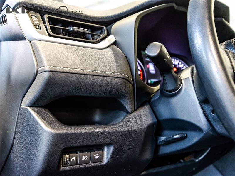 2020 Toyota RAV4 - Image 20