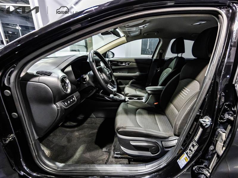 2020 Kia Forte - Image 13