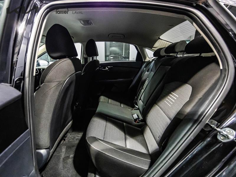 2020 Kia Forte - Image 22