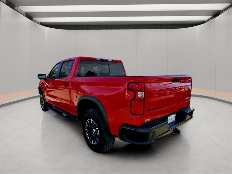 Chevrolet Silverado 1500 3