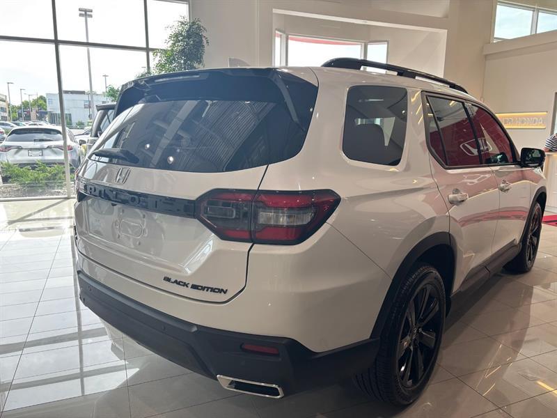 2025 Honda Pilot - Image 3