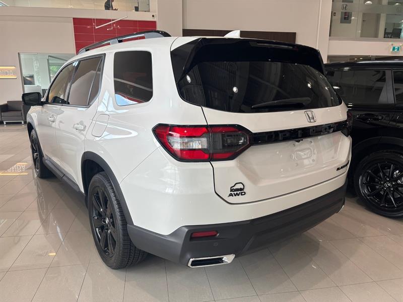 2025 Honda Pilot - Image 4