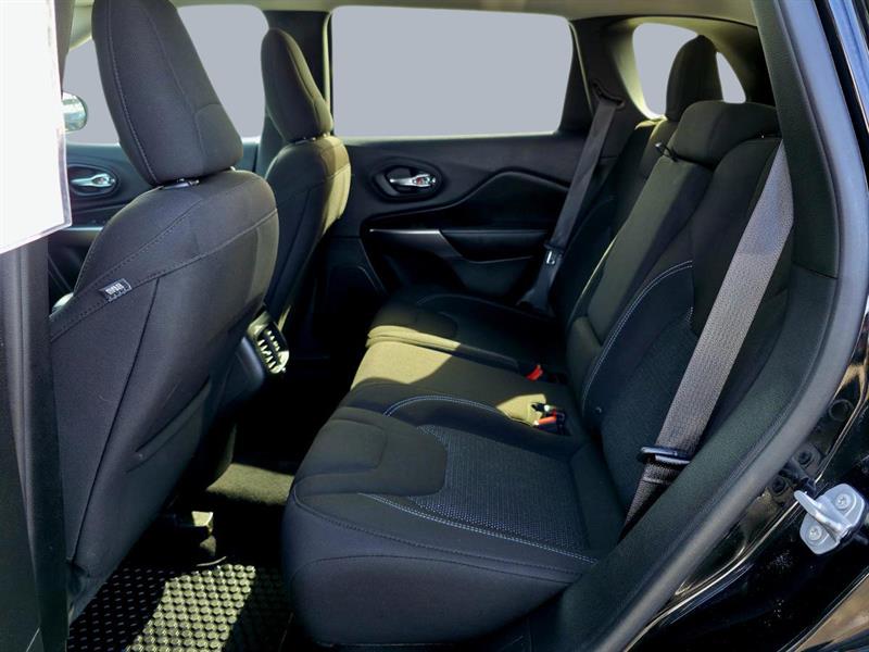 jeep Cherokee 2019 - 10