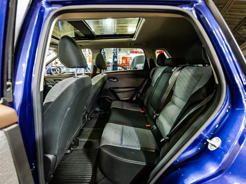 2023 Nissan Rogue - Image 14