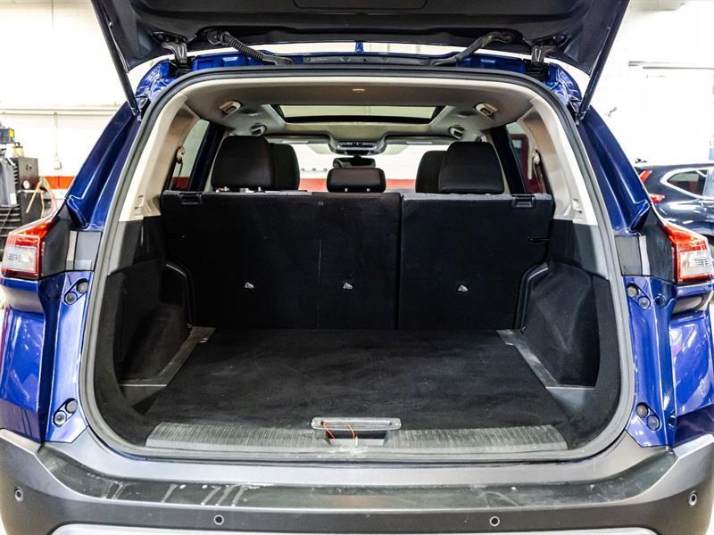 2023 Nissan Rogue - Image 16