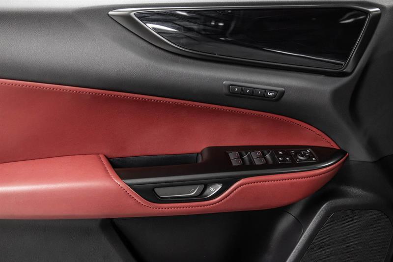 2022 Lexus NX - Image 17