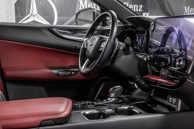 2022 Lexus NX - Image 39