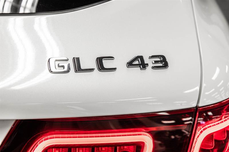 2022 Mercedes-Benz GLC - Image 16