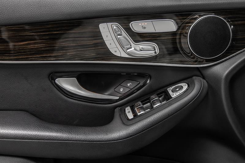 2020 Mercedes-Benz GLC - Image 15