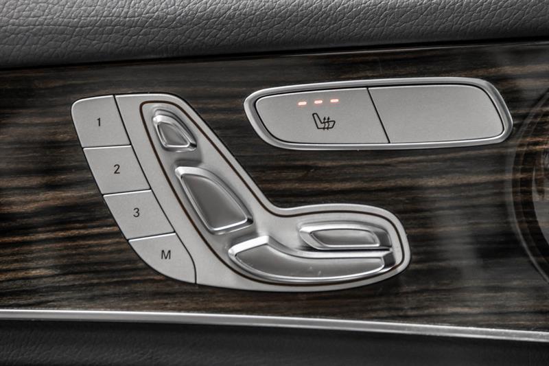 2020 Mercedes-Benz GLC - Image 16