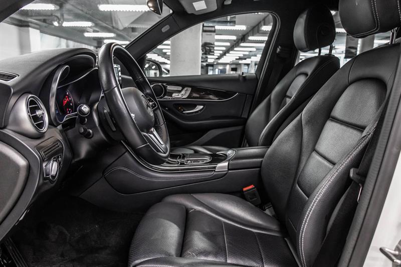 2020 Mercedes-Benz GLC - Image 17