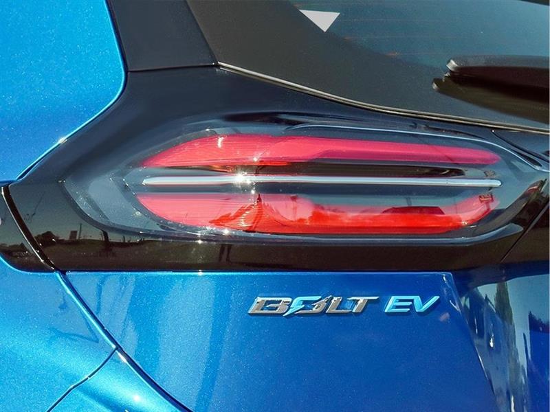 Chevrolet Bolt EV 11