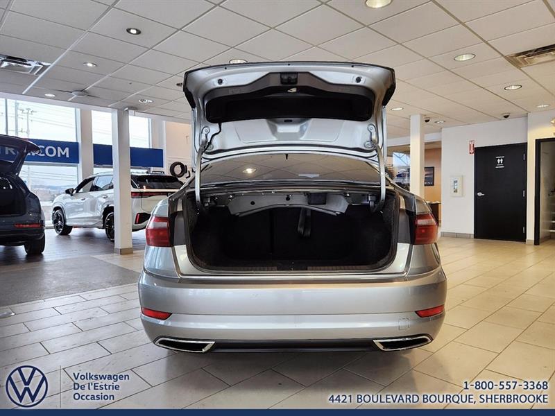 volkswagen Jetta 2021 - 8