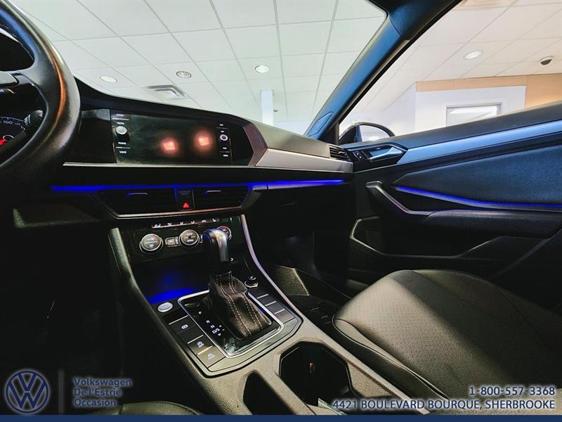 volkswagen Jetta 2021 - 15