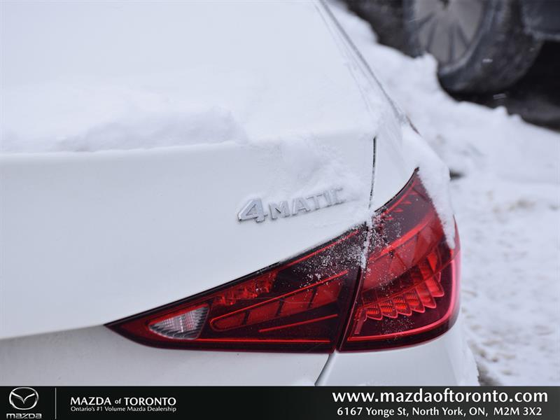mercedes-benz C300 2023 - 8