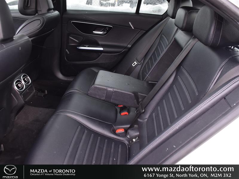 mercedes-benz C300 2023 - 16