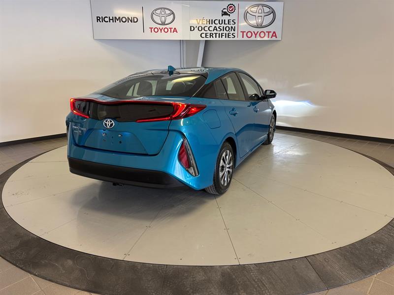 Toyota Prius Prime 8