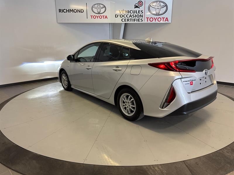 Toyota Prius Prime 6