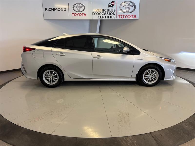 Toyota Prius Prime 10