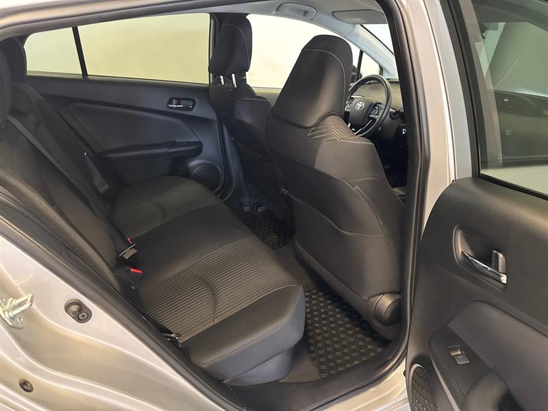 Toyota Prius Prime 18