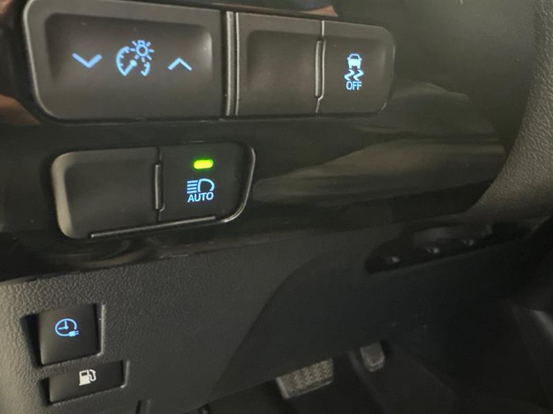 Toyota Prius Prime 31