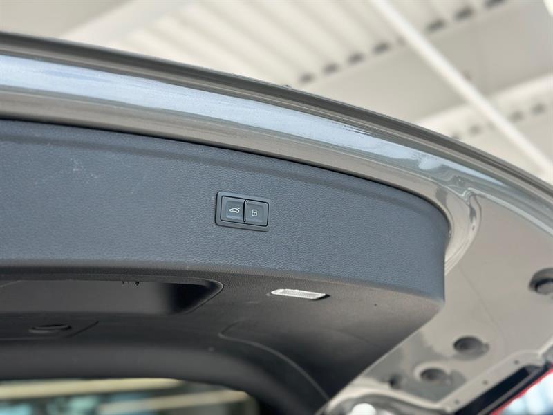 audi SQ5 2023 - 11