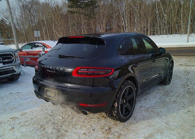 Porsche Macan 15