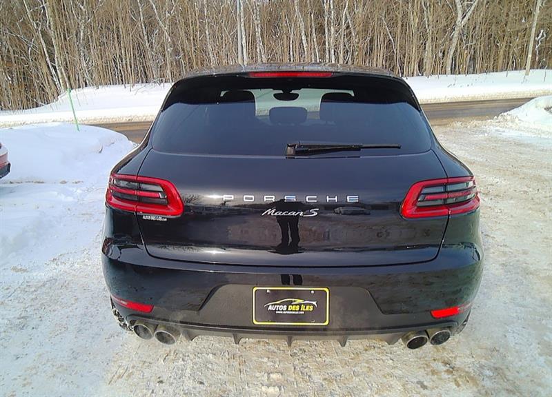 Porsche Macan 16