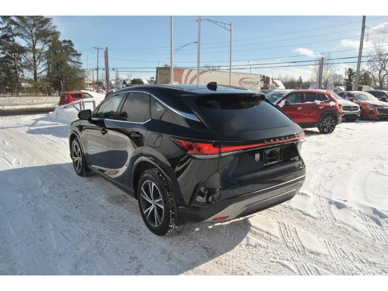 2023 Lexus RX - Image 3