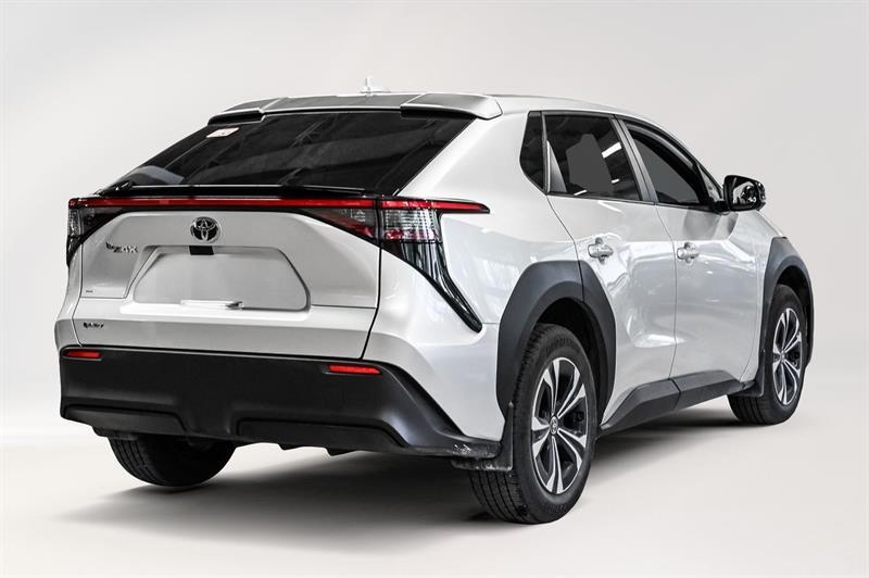 2024 Toyota BZ4X - Image 9