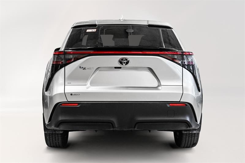 2024 Toyota BZ4X - Image 11