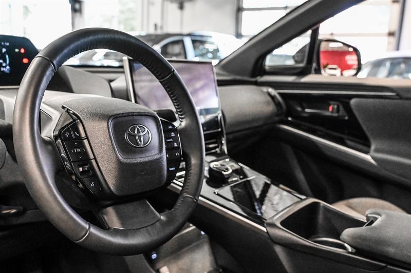 2024 Toyota BZ4X - Image 24