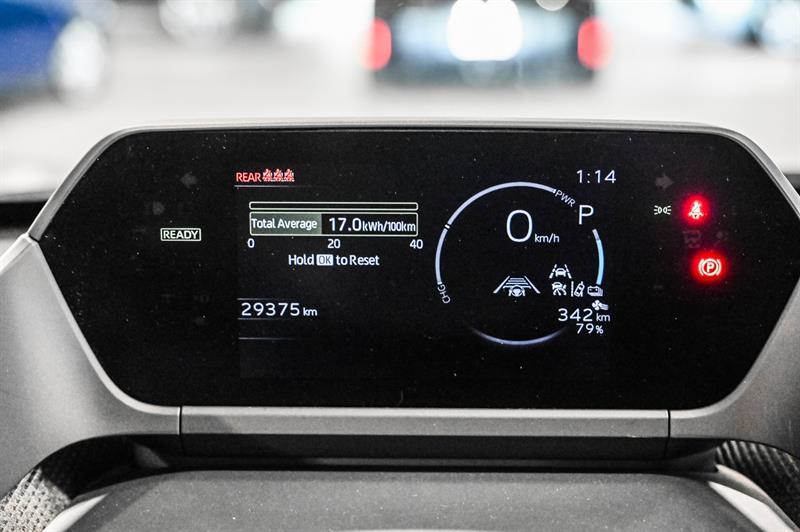 2024 Toyota BZ4X - Image 27